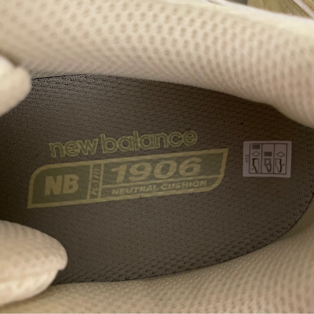 New Balance 1906U Cream Unisex Sneakers. 39.5. New Without Box. - Picture 7 of 13